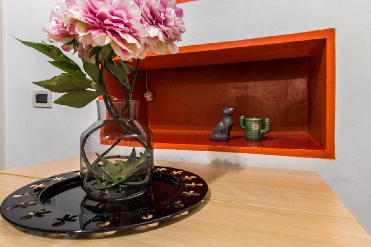 Altido Colorful Studio For 2 Close To Sforzesco Castle ميلان المظهر الخارجي الصورة